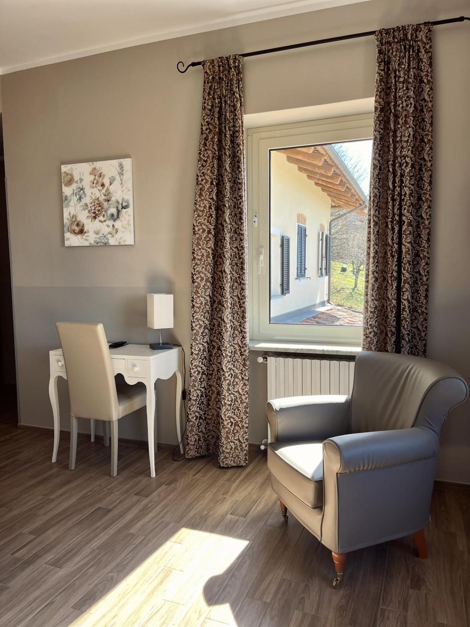 Hotel Casa Caimotta Neive Zewnętrze zdjęcie